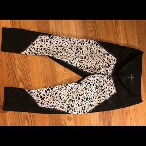 Athleta small Capri yoga pants leggings
